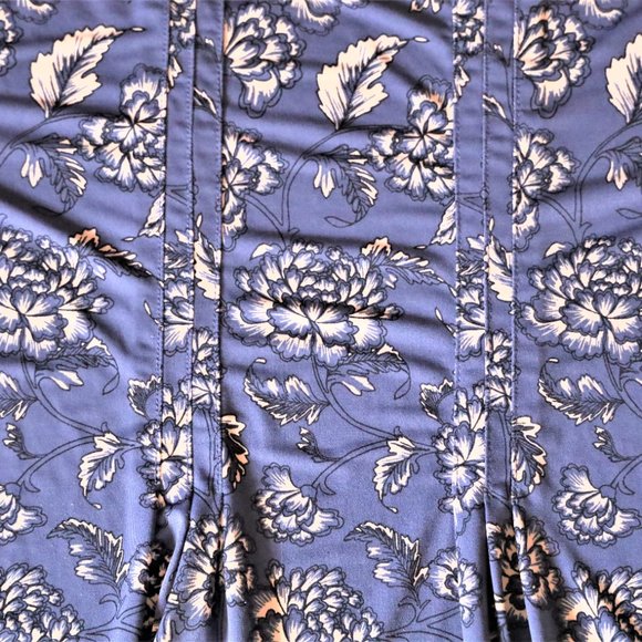 Banana Republic Women's Medium Long Sleeve Pleated Blouse - Picture 3 of 3